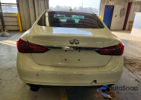 2018 Infiniti Q50 Luxe z USA, uszkodzony, nr VIN JN1EV7AR7JM445197